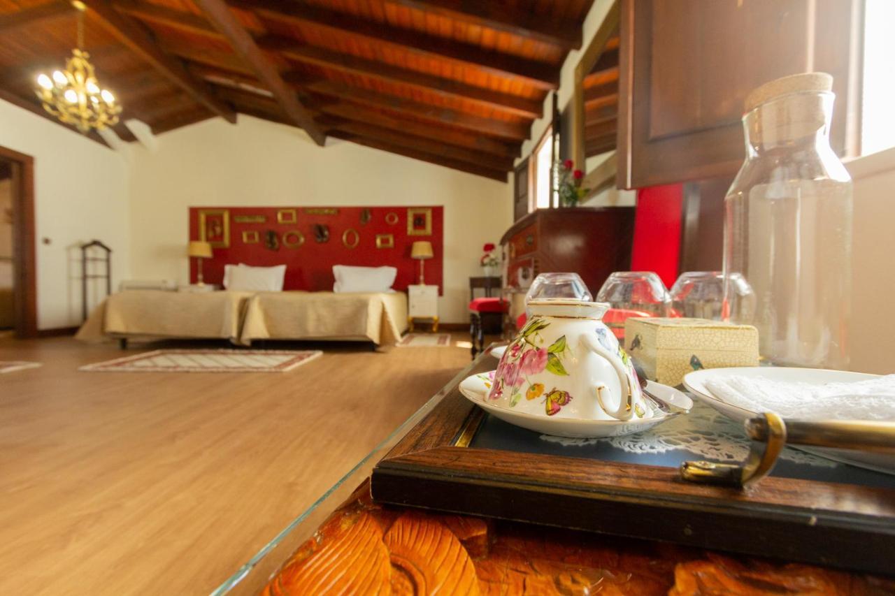 Quintal De Alem Do Ribeiro-Turismo Rural โลซา ภายนอก รูปภาพ