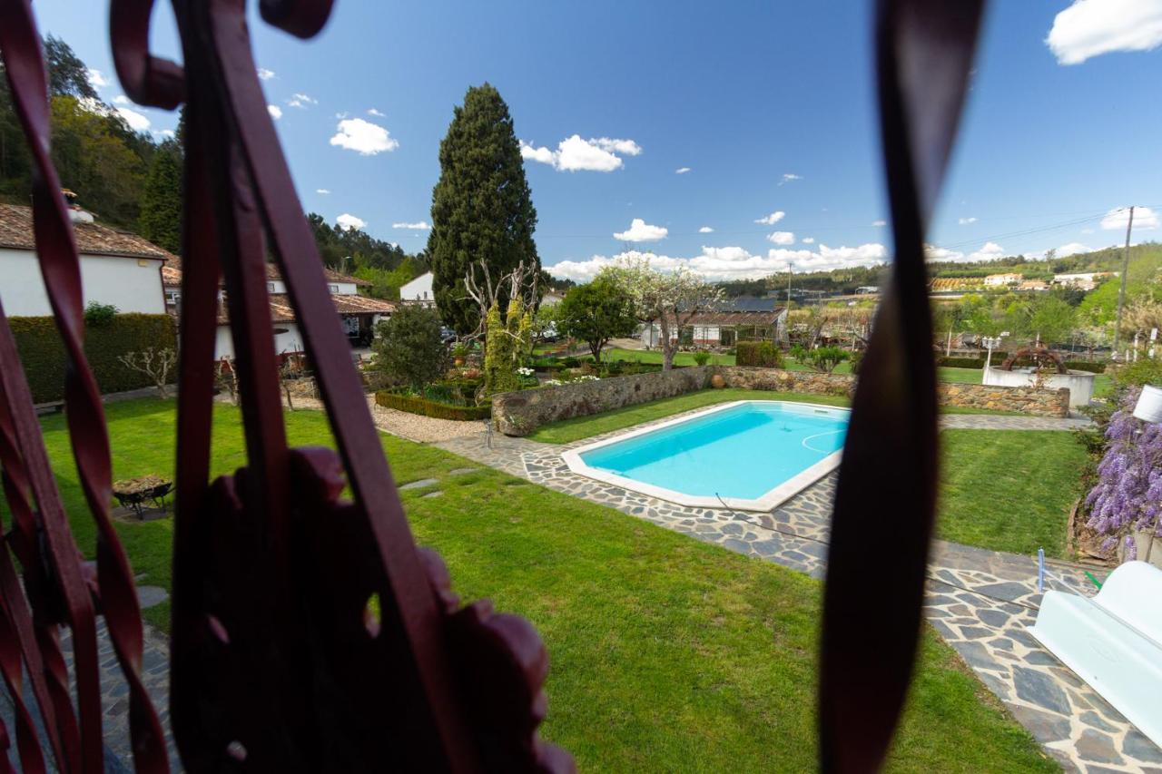 Quintal De Alem Do Ribeiro-Turismo Rural โลซา ภายนอก รูปภาพ