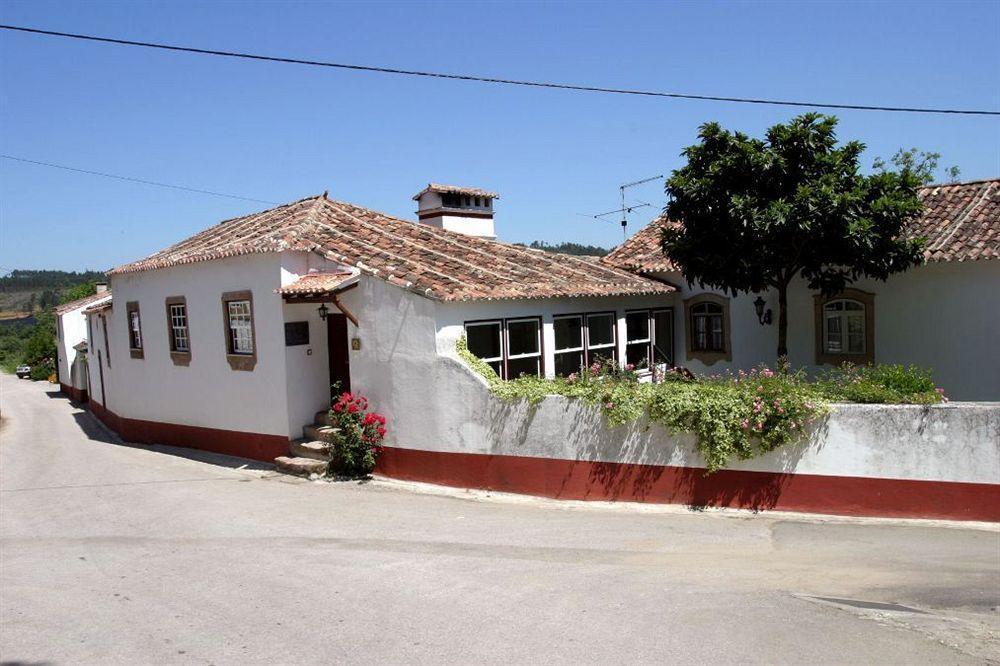 Quintal De Alem Do Ribeiro-Turismo Rural โลซา ภายนอก รูปภาพ
