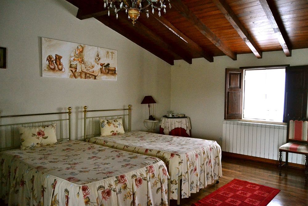 Quintal De Alem Do Ribeiro-Turismo Rural โลซา ภายนอก รูปภาพ