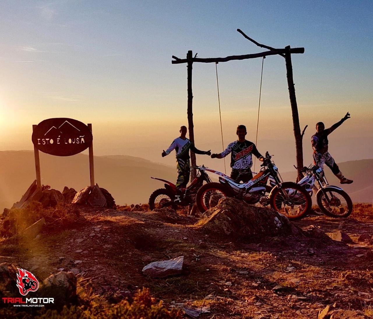 Quintal De Alem Do Ribeiro-Turismo Rural โลซา ภายนอก รูปภาพ